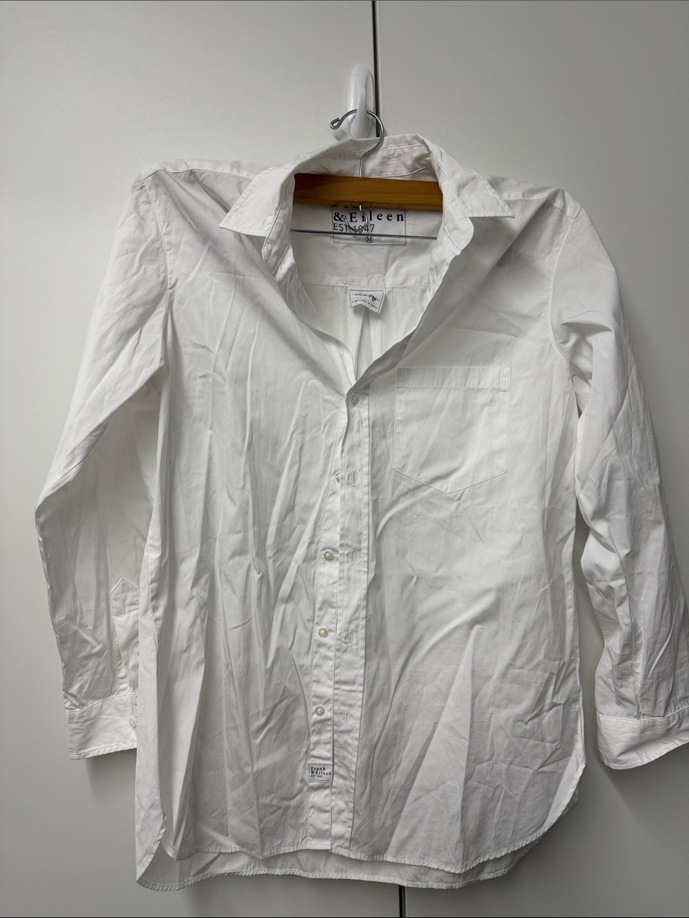 Frank & Eileen White women’s Button-Up Dress Shirt